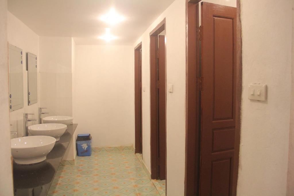 Lpq Backpackers Hostel Luang Prabang Quarto foto