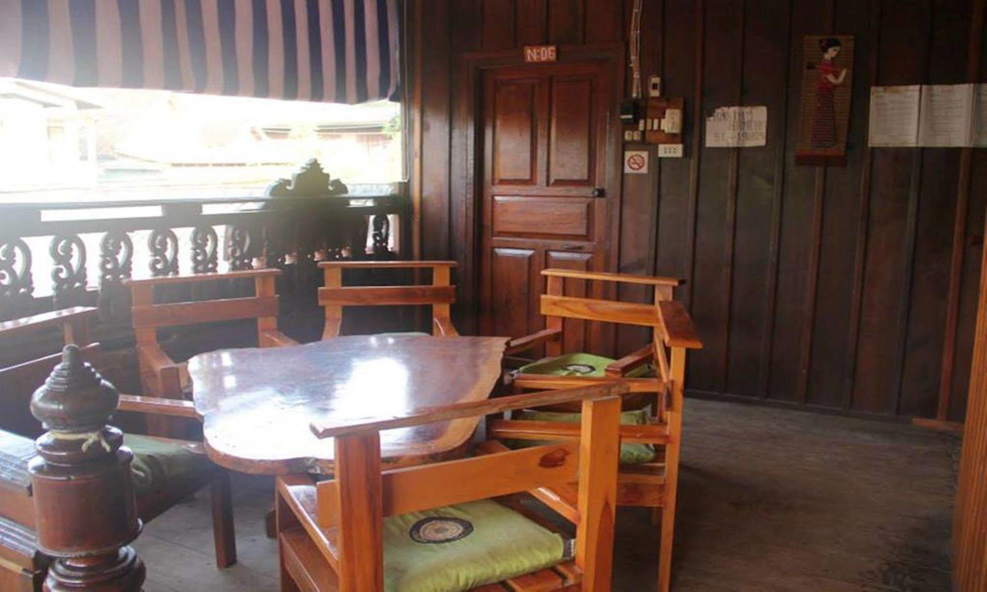 Lpq Backpackers Hostel Luang Prabang Exterior foto